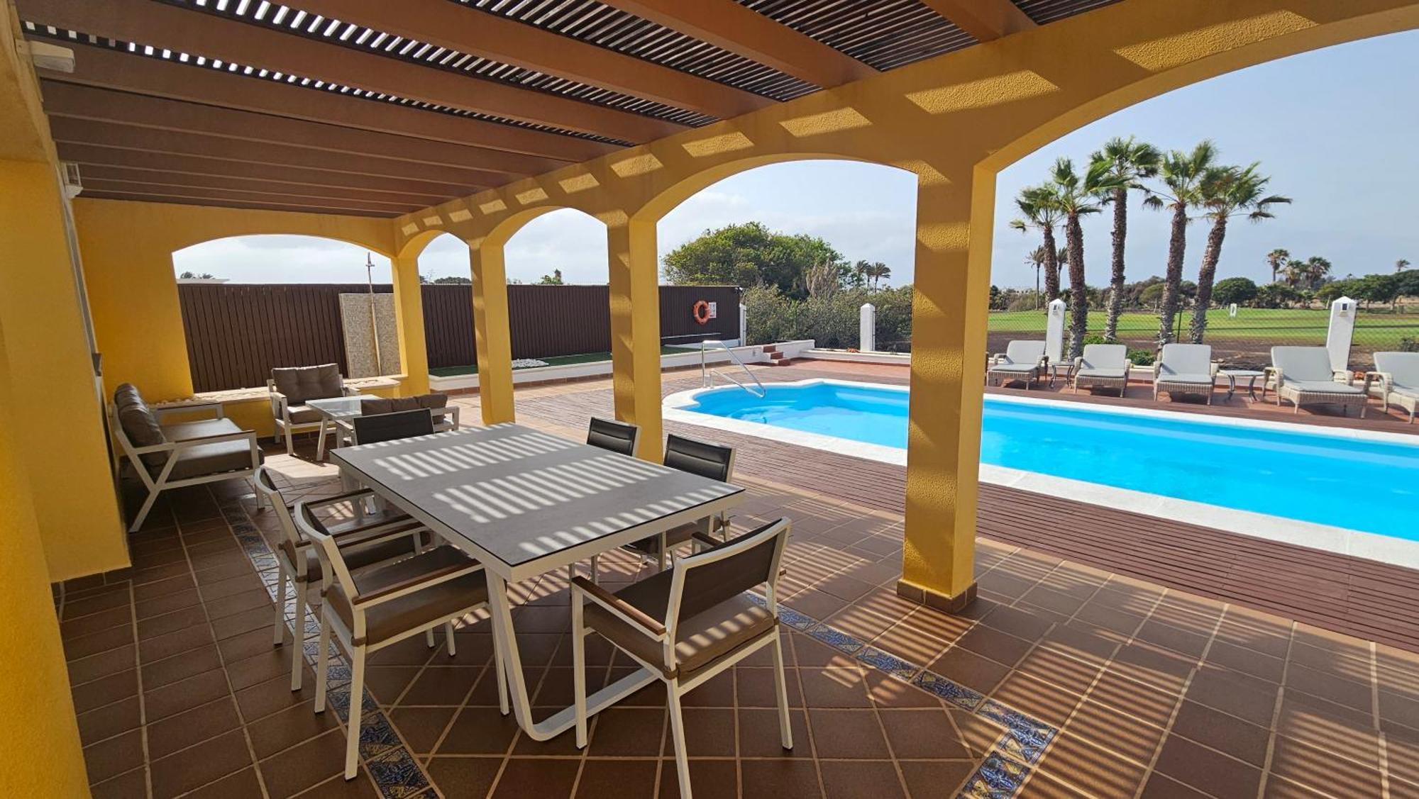 Villa Bonita On Golf In El Descanso ,Caleta Fuste-Fuerteventura Калета де Фусте Екстериор снимка