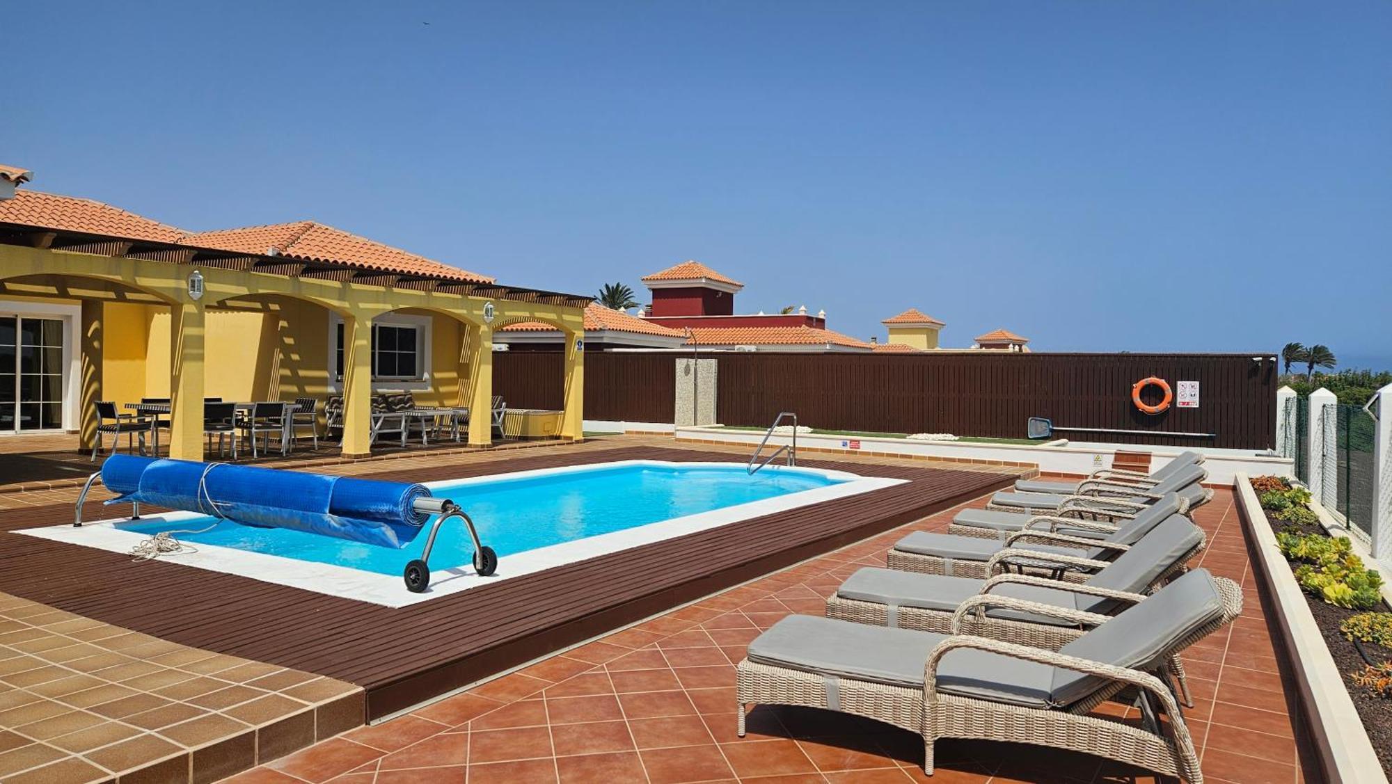 Villa Bonita On Golf In El Descanso ,Caleta Fuste-Fuerteventura Калета де Фусте Екстериор снимка