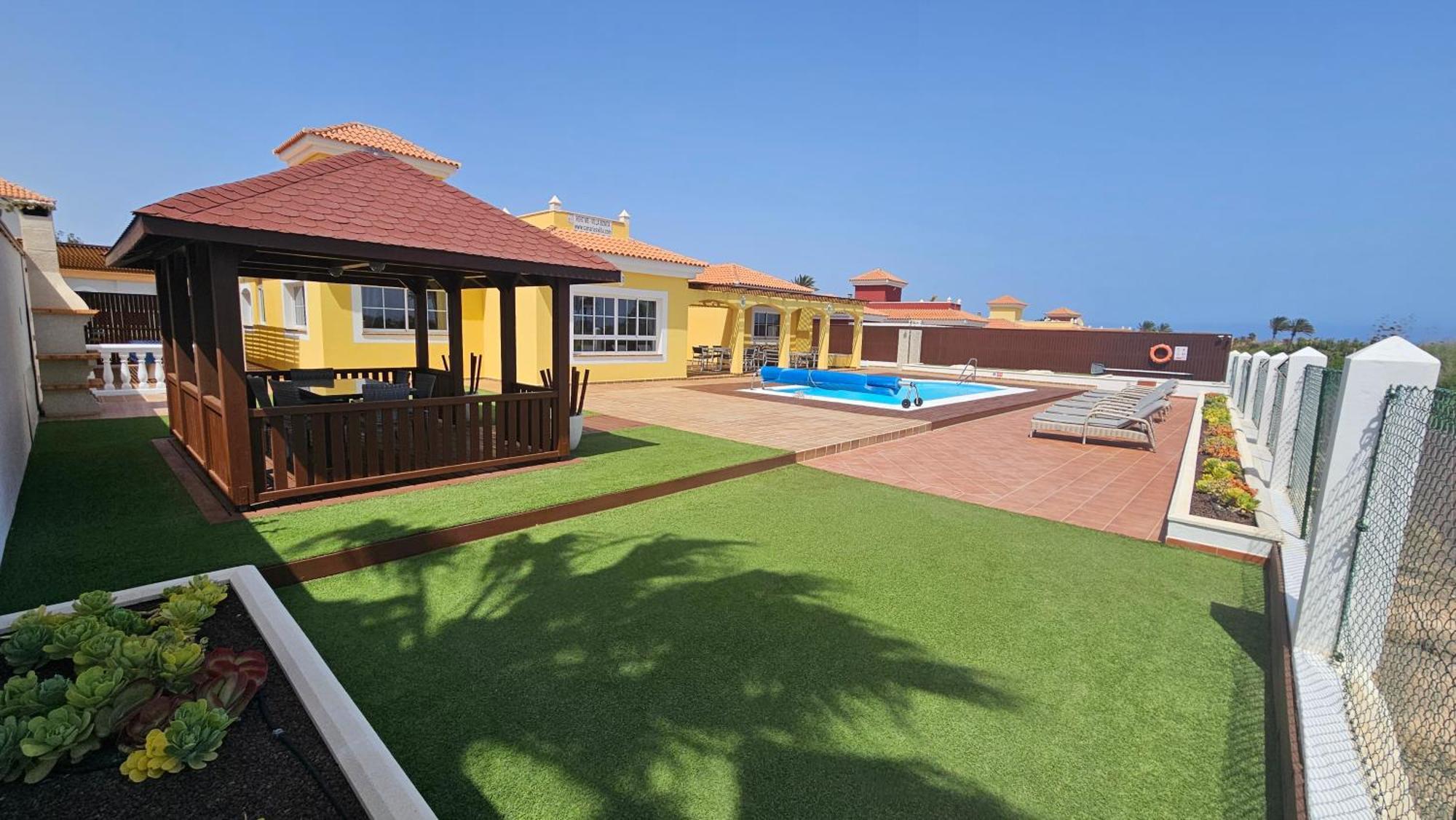 Villa Bonita On Golf In El Descanso ,Caleta Fuste-Fuerteventura Калета де Фусте Екстериор снимка