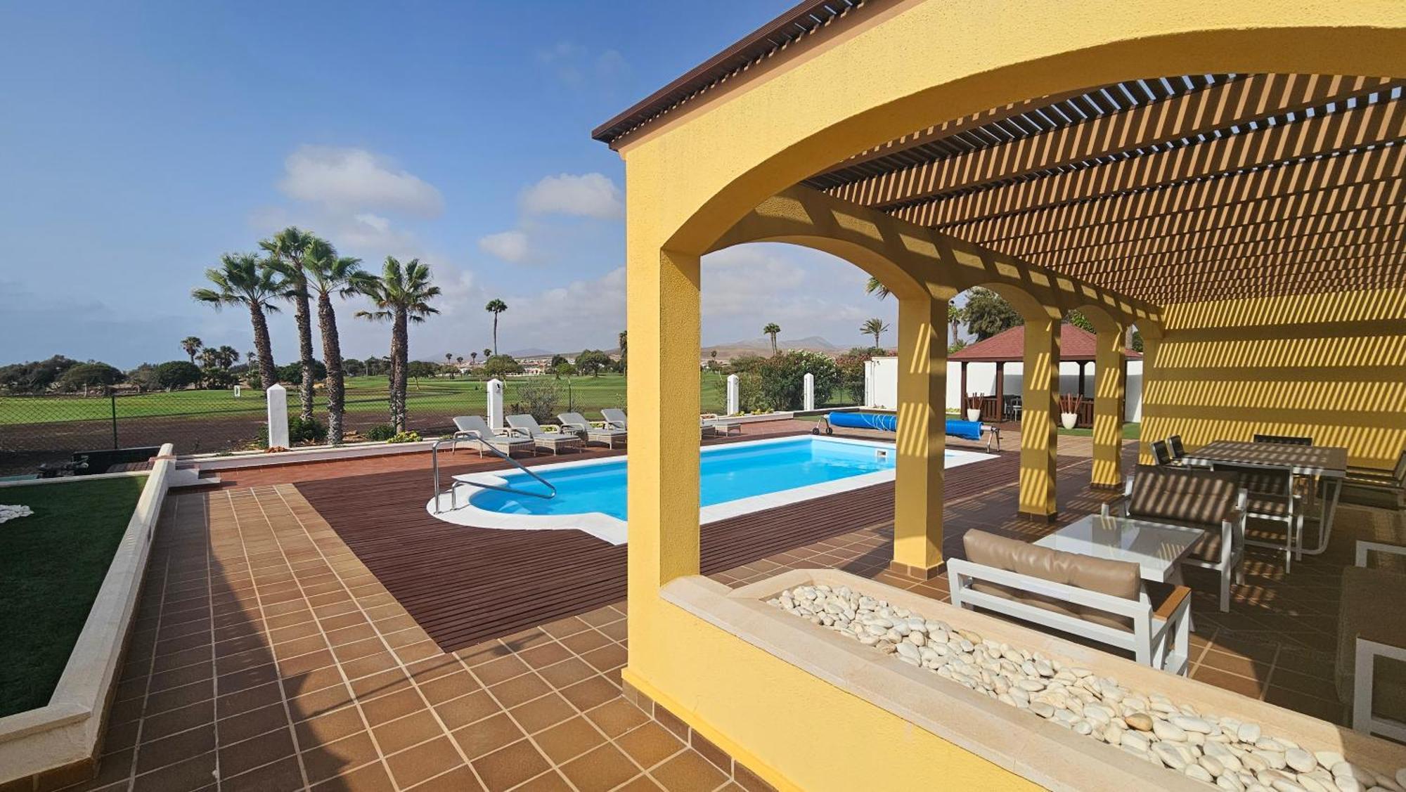 Villa Bonita On Golf In El Descanso ,Caleta Fuste-Fuerteventura Калета де Фусте Екстериор снимка